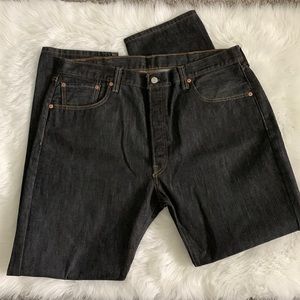 Levi Strauss Black Jeans. W- 40 L- 32